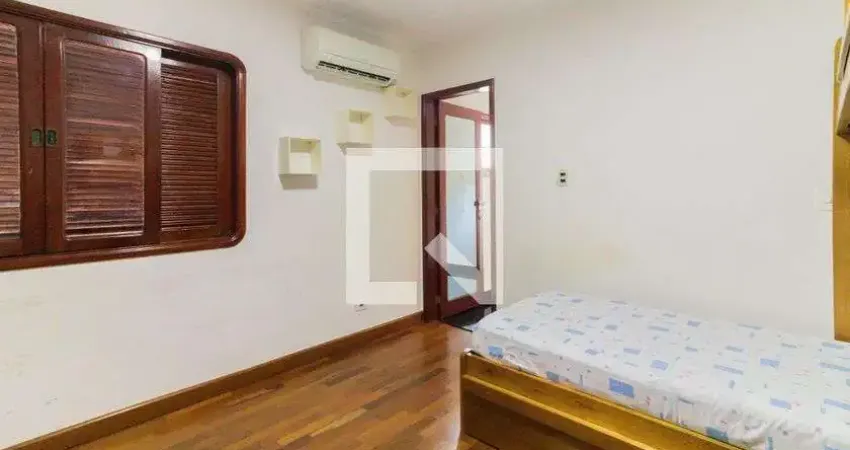 Casa / Sobrado em Condomínio para Aluguel - Parque dos Príncipes, 1 Quarto,  40 m² - São Paulo