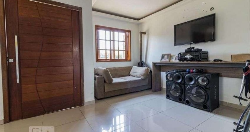 Casa para Aluguel - Chapéu do Sol, 3 Quartos,  80 m² - Porto Alegre