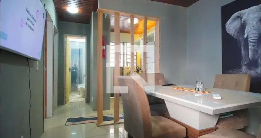 Casa para Aluguel - Farrapos, 2 Quartos,  54 m² - Porto Alegre