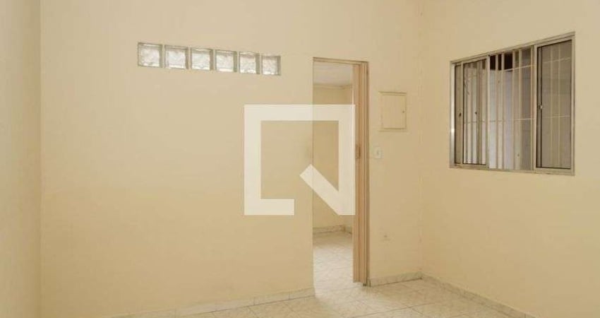Casa para Aluguel - Vila Guilherme, 2 Quartos,  140 m² - São Paulo
