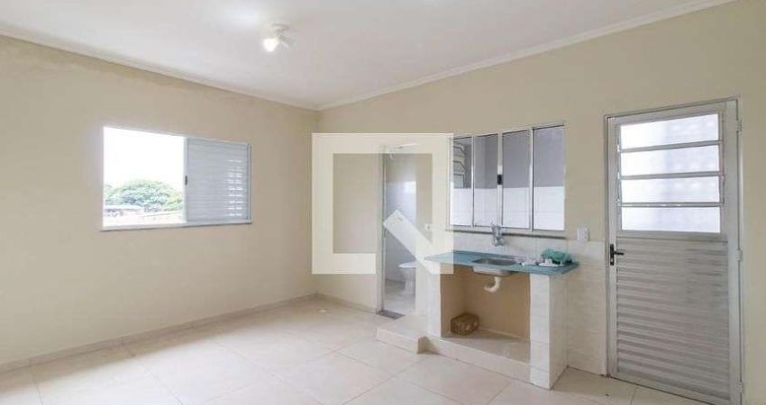 Kitnet / Stúdio para Aluguel - Vila Fátima, 1 Quarto,  25 m² - Guarulhos