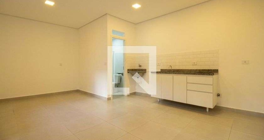 Casa para Aluguel - Ipiranga, 1 Quarto,  28 m² - São Paulo