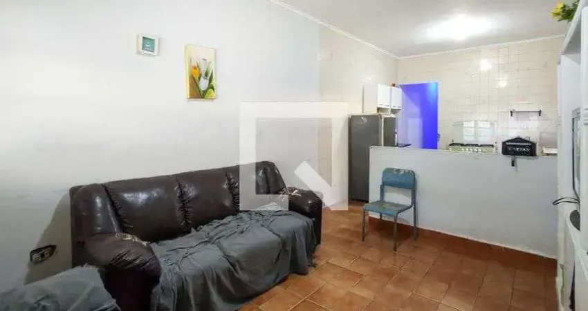 Casa para Aluguel - Maracanã, 2 Quartos,  70 m² - Praia Grande