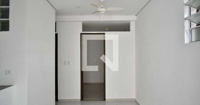 Casa para Aluguel - Chácara Inglesa, 2 Quartos,  42 m² - São Paulo