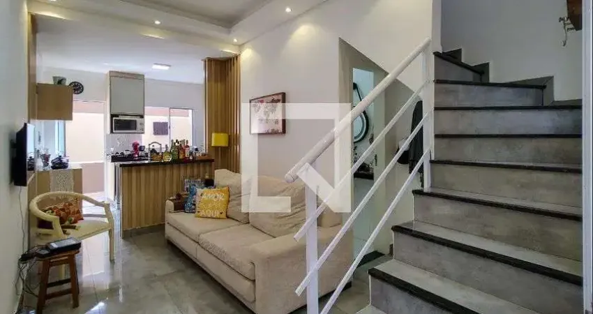 Casa / Sobrado em Condomínio para Aluguel - Maracanã, 2 Quartos,  60 m² - Praia Grande