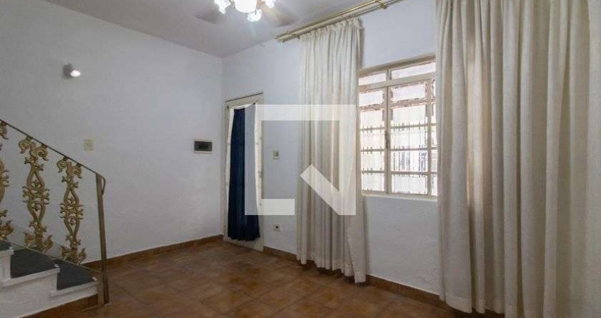 Casa para Aluguel - Vila Galvão, 2 Quartos,  117 m² - Guarulhos