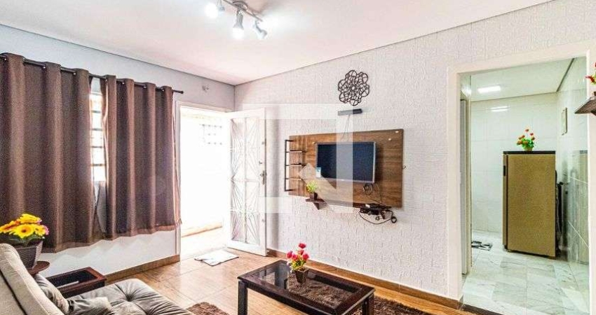 Casa para Aluguel - Jardim Éster Yolanda, 1 Quarto,  64 m² - São Paulo