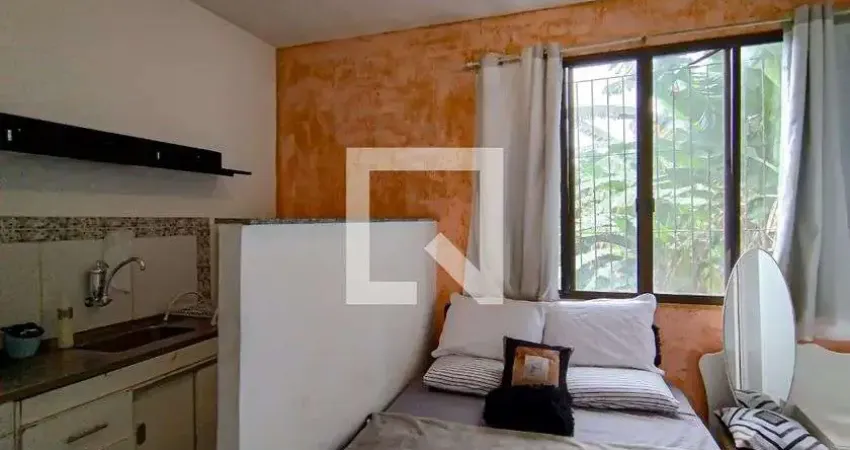Kitnet / Stúdio para Aluguel - Curicica, 1 Quarto,  24 m² - Rio de Janeiro