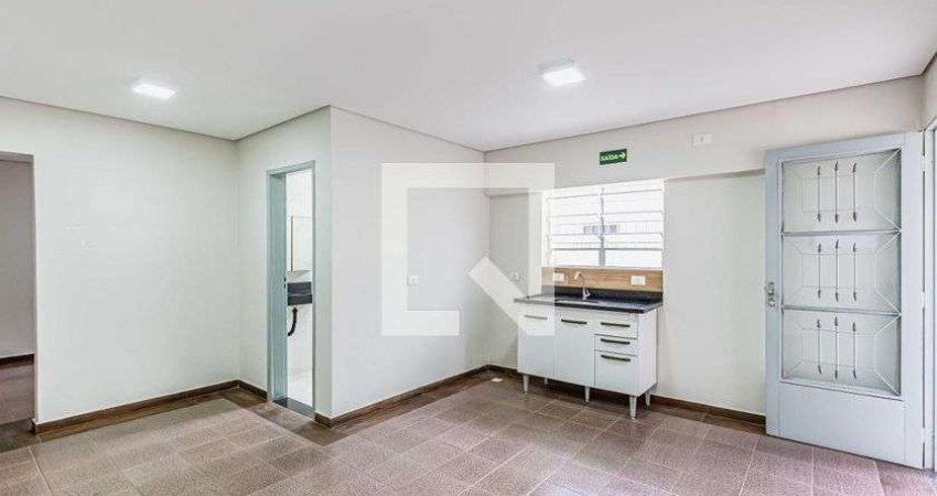 Casa para Aluguel - Jaguaré, 1 Quarto,  50 m² - São Paulo