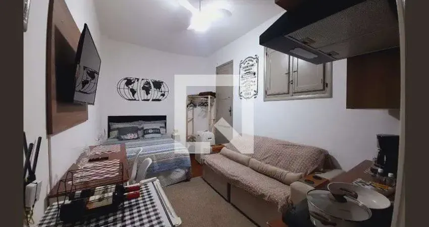 Kitnet / Stúdio para Aluguel - Centro, 1 Quarto,  18 m² - Rio de Janeiro