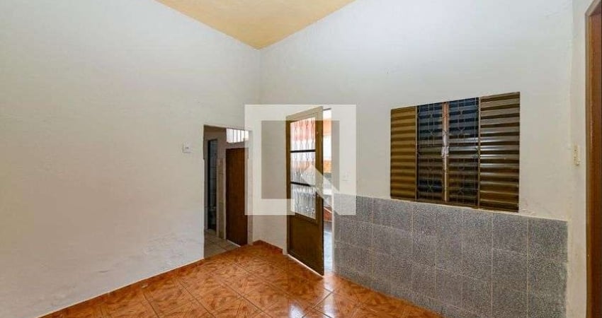 Casa para Aluguel - Jardim América, 2 Quartos,  200 m² - Belo Horizonte