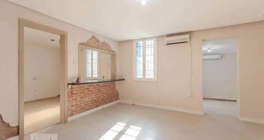 Casa para Aluguel - Floresta, 2 Quartos,  80 m² - Porto Alegre