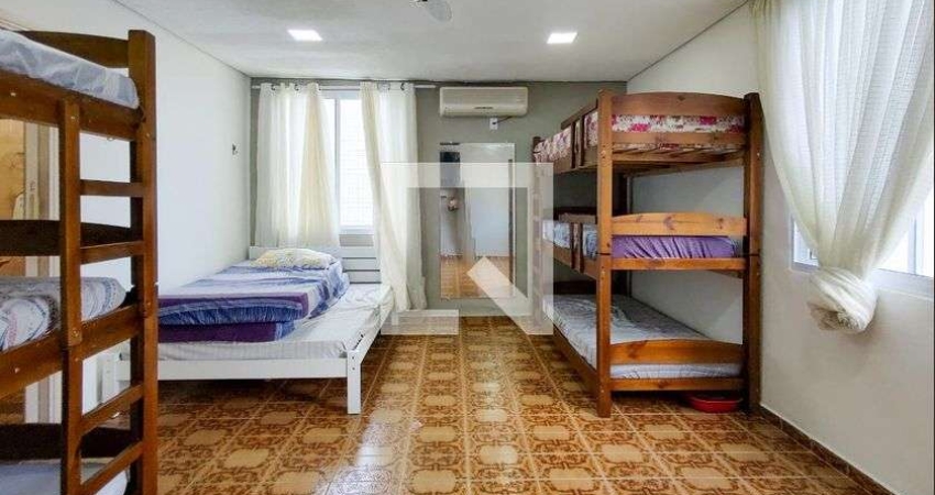 Kitnet / Stúdio para Aluguel - Vila Tupi, 1 Quarto,  45 m² - Praia Grande