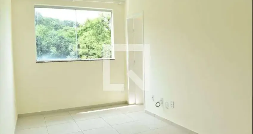 Apartamento para Aluguel - Guaratiba, 3 Quartos,  56 m² - Rio de Janeiro