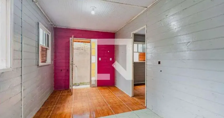 Casa para Aluguel - Santo Antônio, 2 Quartos,  350 m² - Porto Alegre