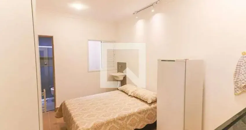 Kitnet / Stúdio para Aluguel - Jardim Éster Yolanda, 1 Quarto,  20 m² - São Paulo