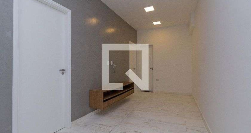 Casa para Aluguel - Tatuapé, 2 Quartos,  52 m² - São Paulo