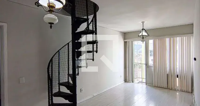 Cobertura para Aluguel - Taquara, 2 Quartos,  138 m² - Rio de Janeiro