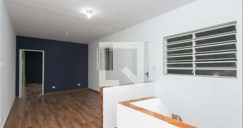Casa com 2 quartos para alugar na Rua Piava, Itaquera, São Paulo