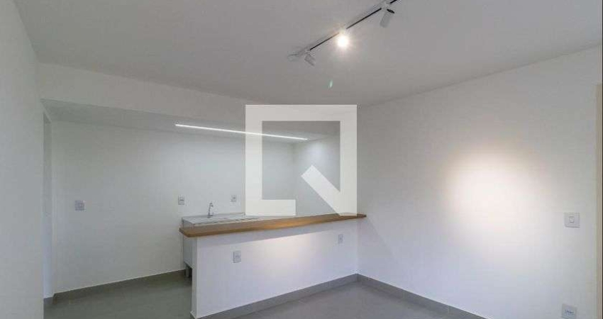 Casa para Aluguel - Ponte Preta, 1 Quarto,  60 m² - Campinas