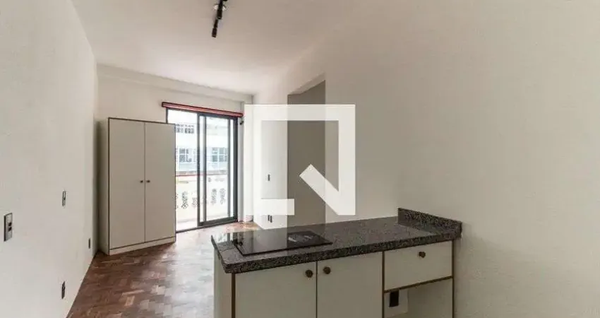 Kitnet / Stúdio para Aluguel - Santa Cecília, 1 Quarto,  32 m² - São Paulo