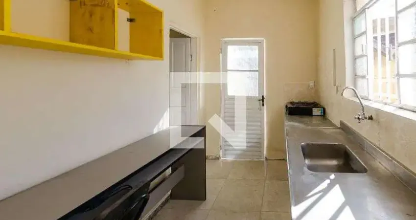 Kitnet / Stúdio para Aluguel - Caiçaras, 1 Quarto,  30 m² - Belo Horizonte