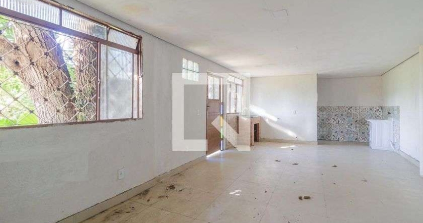 Casa para Aluguel - Santa Tereza , 1 Quarto,  70 m² - Porto Alegre