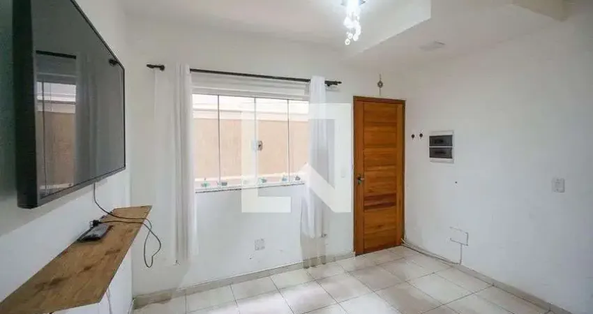 Casa para Aluguel - Vila Carrão, 2 Quartos,  68 m² - São Paulo