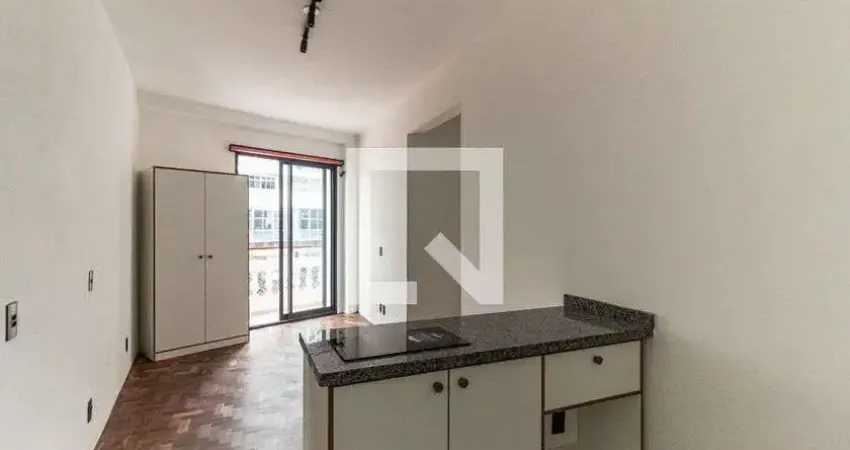 Kitnet / Stúdio para Aluguel - Santa Cecília, 1 Quarto,  32 m² - São Paulo