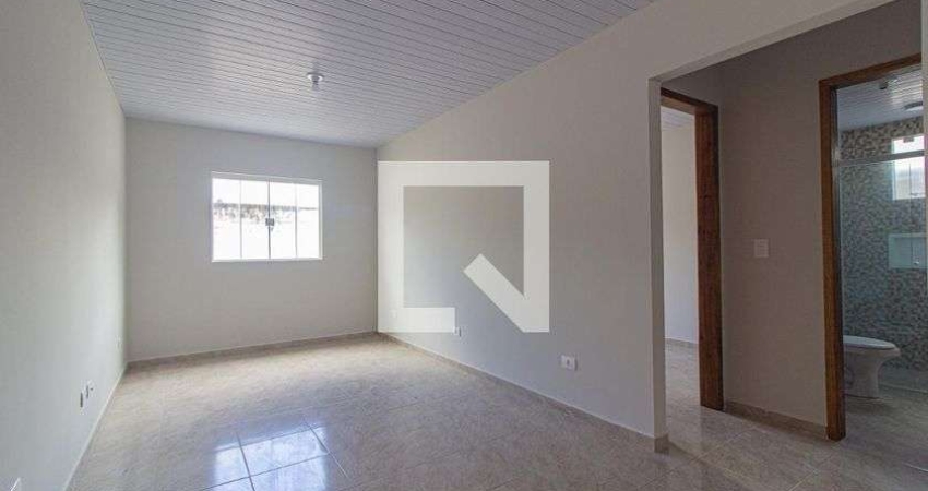 Casa para Aluguel - São Braz, 2 Quartos,  100 m² - Curitiba