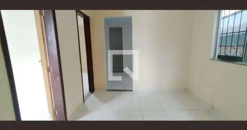 Casa para Aluguel - Pernambues, 2 Quartos,  160 m² - Salvador
