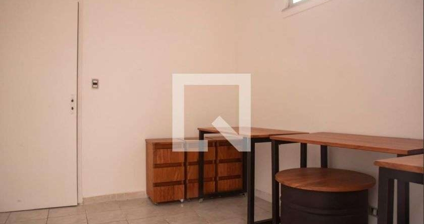 Casa / Sobrado em Condomínio para Aluguel - Chácara Inglesa, 1 Quarto,  47 m² - São Paulo