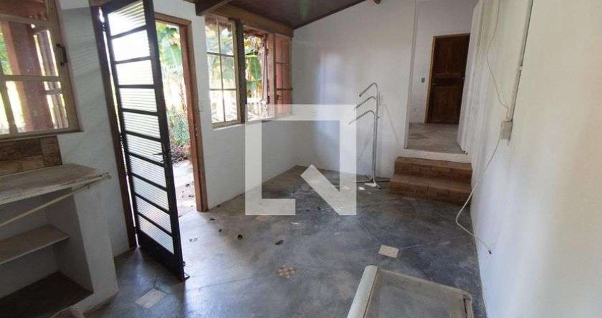 Casa para Aluguel - Sousas, 1 Quarto,  75 m² - Campinas