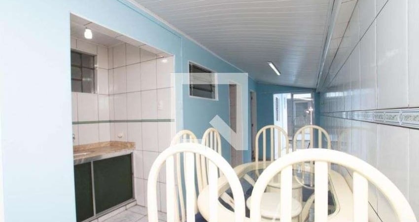 Casa para Aluguel - Vila Galvão, 2 Quartos,  125 m² - Guarulhos