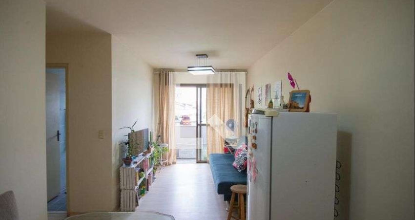 Apartamento para Aluguel - Liberdade, 2 Quartos,  58 m² - São Paulo