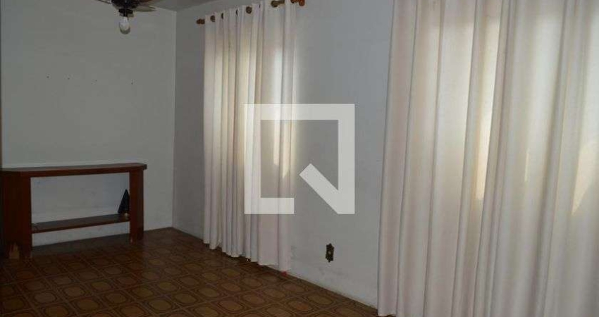 Casa para Aluguel - Sapopemba, 3 Quartos,  200 m² - São Paulo