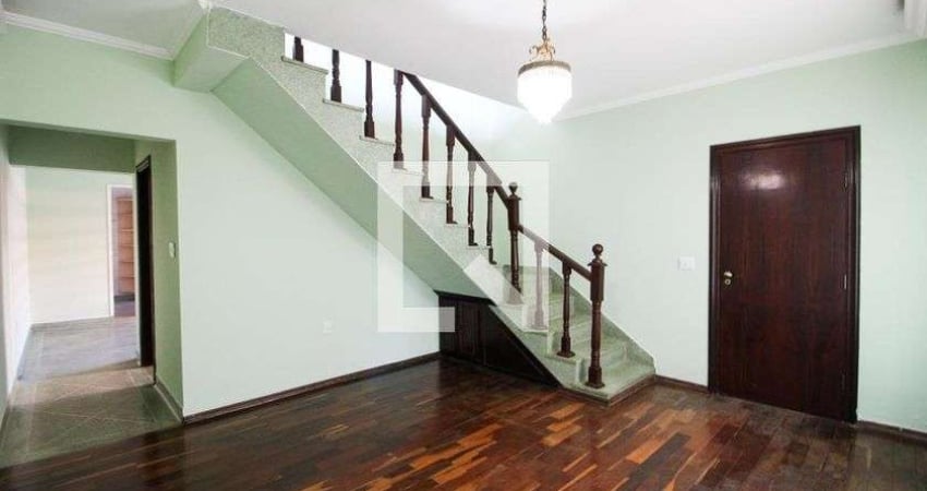 Casa para Aluguel - Jardim Maria Antônia Prado, 3 Quartos,  175 m² - Sorocaba