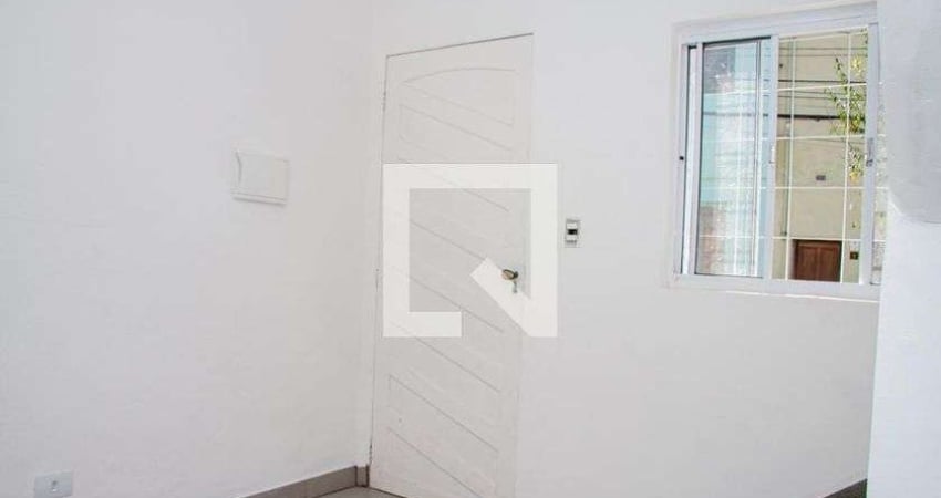 Casa para Aluguel - Água Branca, 2 Quartos,  81 m² - São Paulo