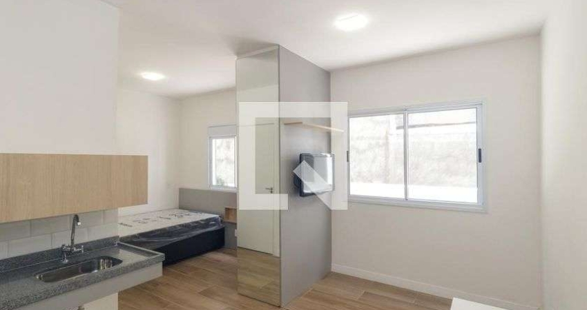 Kitnet / Stúdio para Aluguel - Santa Cecília, 1 Quarto,  32 m² - São Paulo