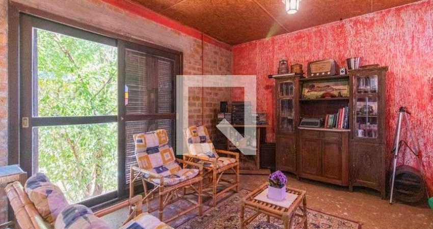 Casa para Aluguel - Cristal , 2 Quartos,  120 m² - Porto Alegre