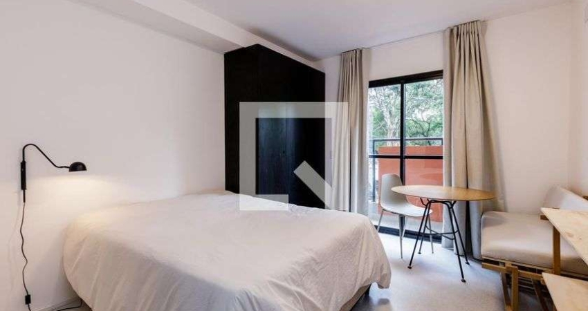 Kitnet / Stúdio para Aluguel - Santa Cecília, 1 Quarto,  24 m² - São Paulo