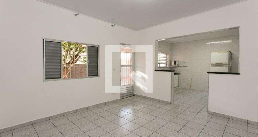 Casa para Aluguel - Vila Carrão, 2 Quartos,  400 m² - São Paulo