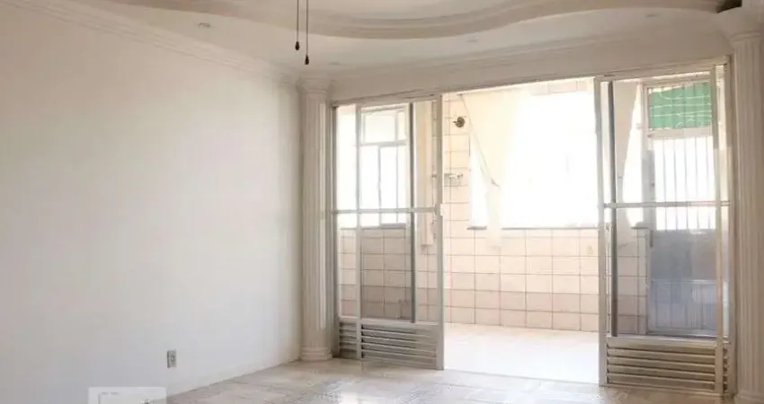 Casa para Aluguel - Meier, 2 Quartos,  200 m² - Rio de Janeiro