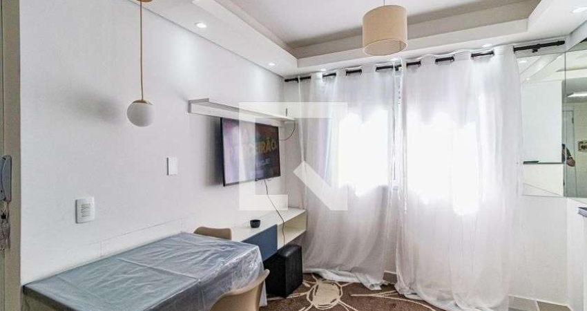 Apartamento para Aluguel - Jardim Jussara, 2 Quartos,  32 m² - São Paulo