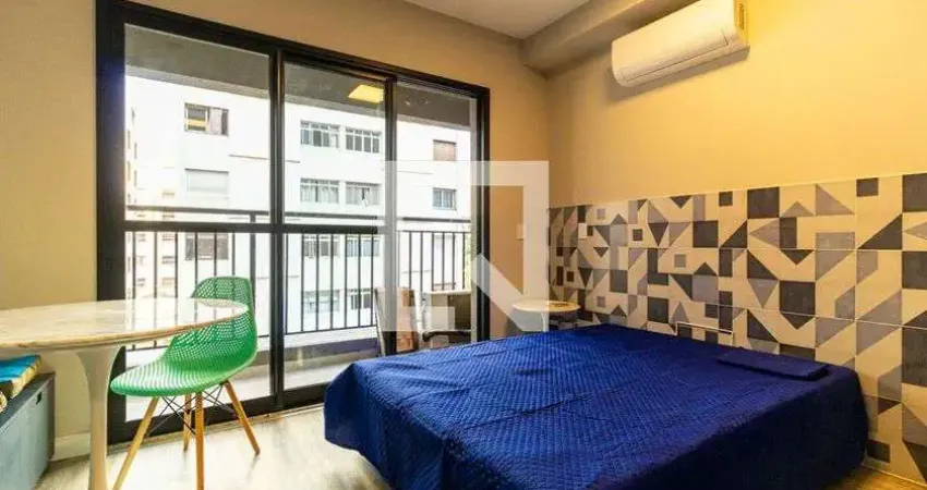 Kitnet / Stúdio para Aluguel - Santa Cecília, 1 Quarto,  24 m² - São Paulo