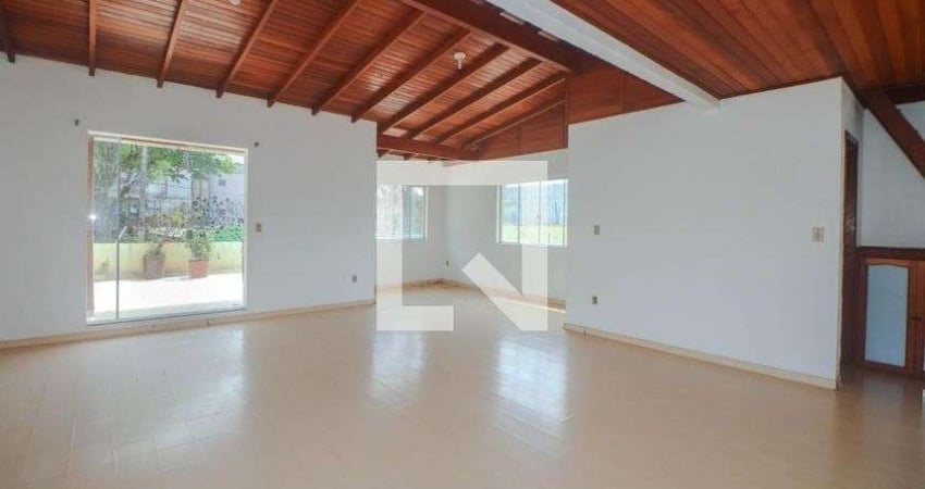 Casa para Aluguel - Cristo Redentor, 3 Quartos,  150 m² - Porto Alegre