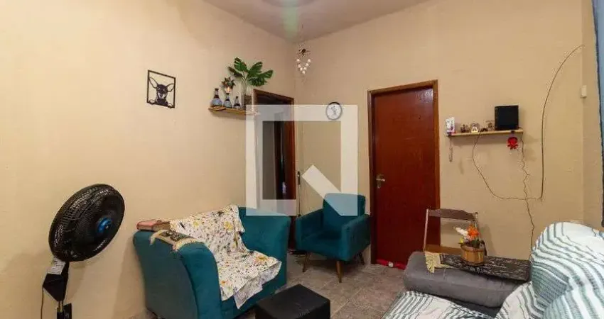 Casa para Aluguel - Marechal Hermes, 2 Quartos,  170 m² - Rio de Janeiro