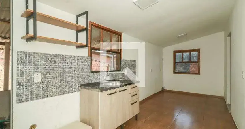 Casa para Aluguel - Sarandi, 2 Quartos,  300 m² - Porto Alegre