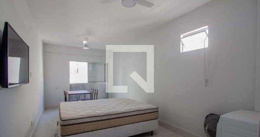 Kitnet / Stúdio para Aluguel - Santa Cecília, 1 Quarto,  31 m² - São Paulo