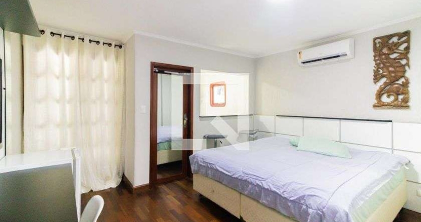 Casa / Sobrado em Condomínio para Aluguel - Parque dos Príncipes, 1 Quarto,  45 m² - São Paulo